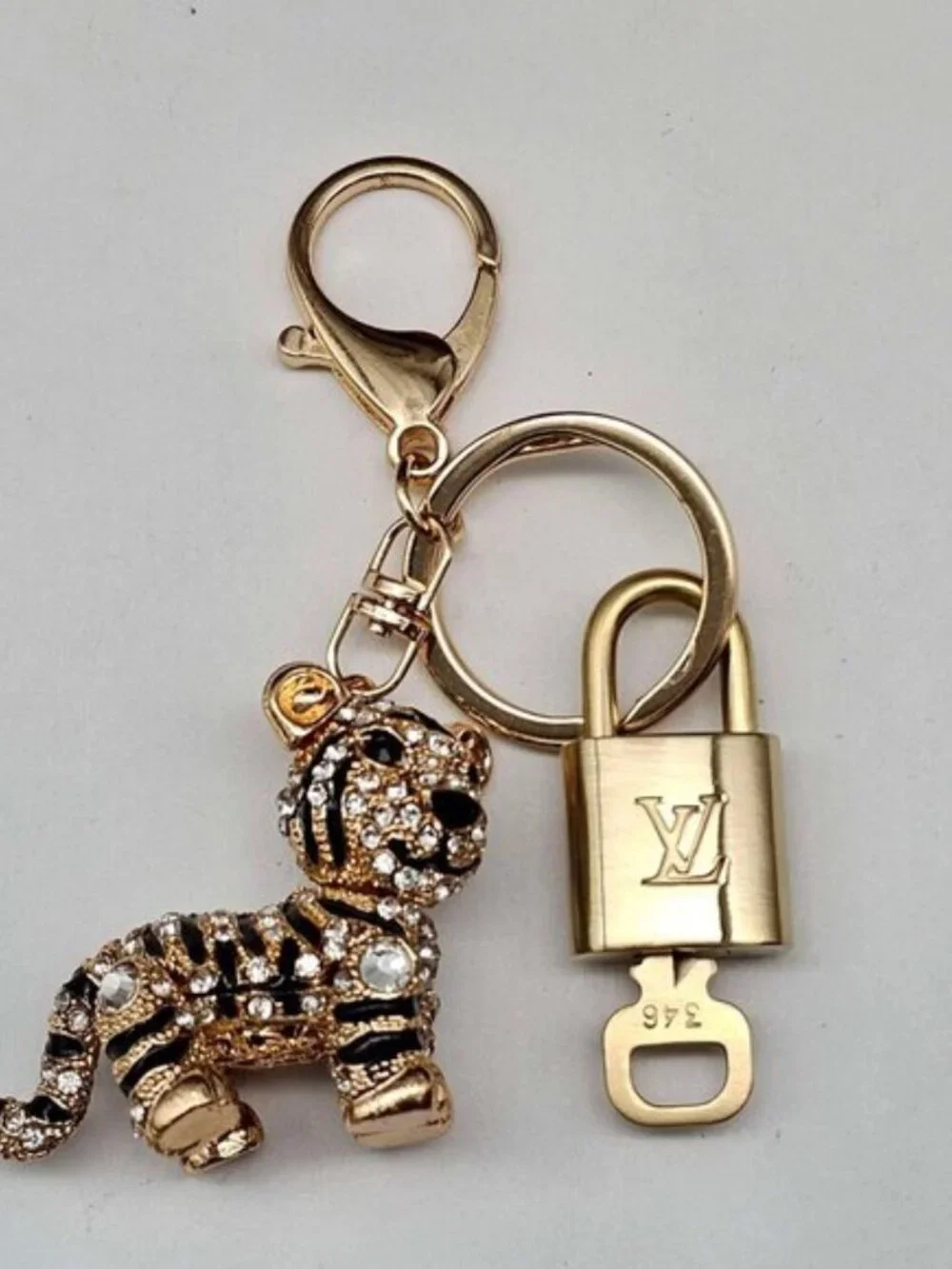 LV Authentic Gold Padlock 🔒 Key Set w/ Unbranded Keychain Tiger Charm